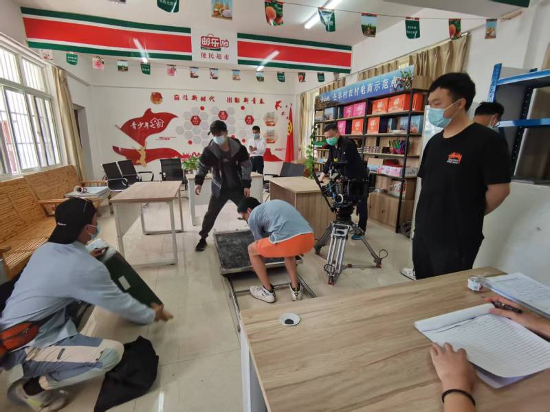 横峰县广告片拍摄公司：极简主义践行者，少即是多的视觉哲学